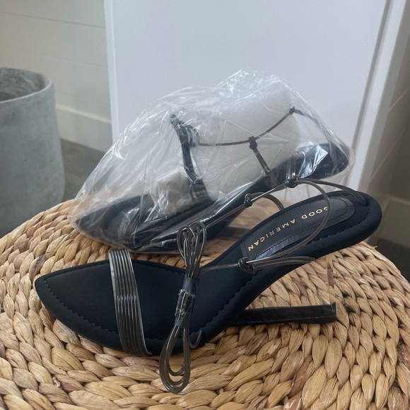 Good American Cinder-F*cking-Rella Wedge in Neoprene Black - Picture 3 of 5